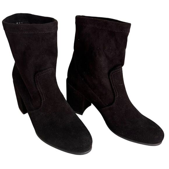 NWOB Valdini Riana Black Suede Chelsea Ankle Booties women’s size 7 Whimsigoth - Picture 12 of 12